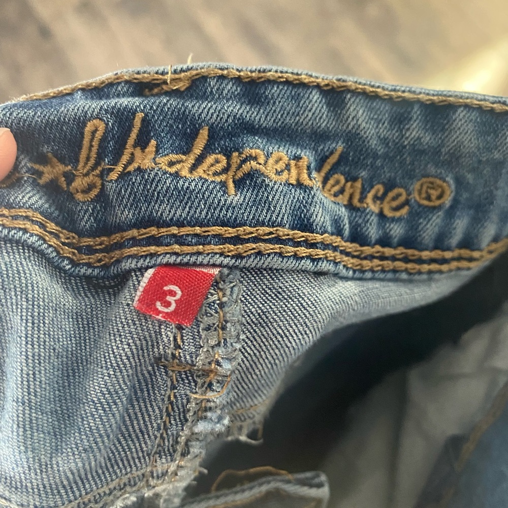 Jeans - Picture 3 of 3